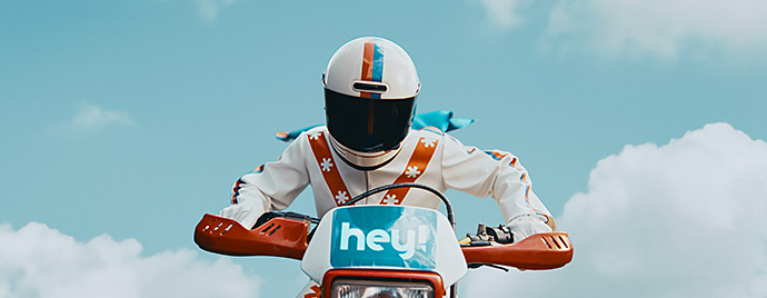 hey! - Notre plus beau stunt : crer un impact avec des brand assets incroyables