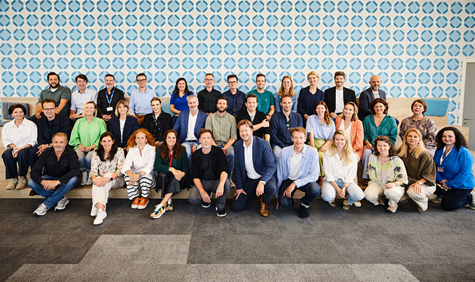 Vu le nombre élevé de dossiers soumis cette année, un jury composé exceptionnellement de 40 membres s'est chargé d'évaluer les candidatures